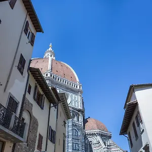 - Benedetto Duomo , Florencia Italia